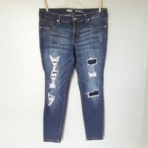 Mossimo mid-rise jegging distressed